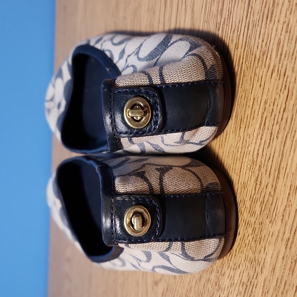 Coach flats - Picture 4 of 9